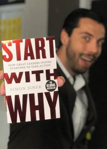 Начни с вопроса "Почему?". Как выдающиеся лидеры вдохновляют действовать - Simon Sinek